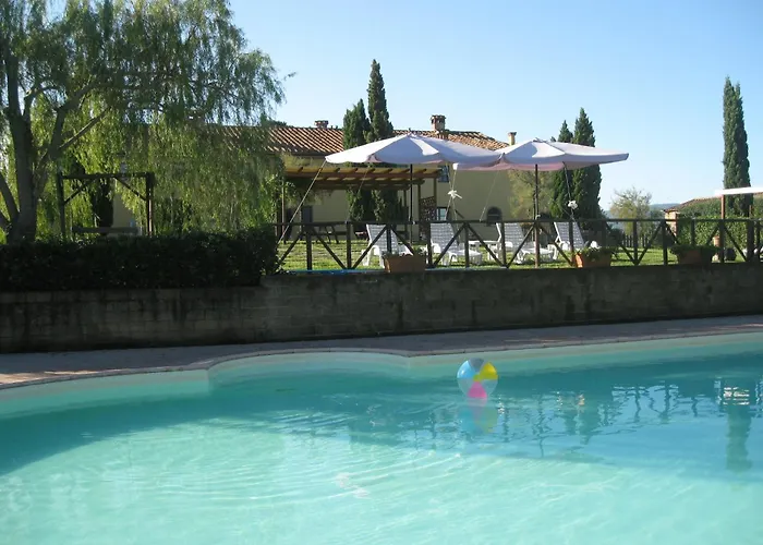 In With Shared Pool Semesterbostad