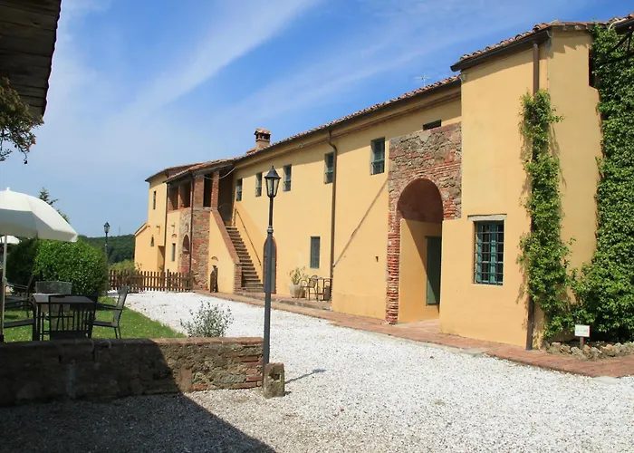 Casa de Férias In With Shared Pool Guasticce
