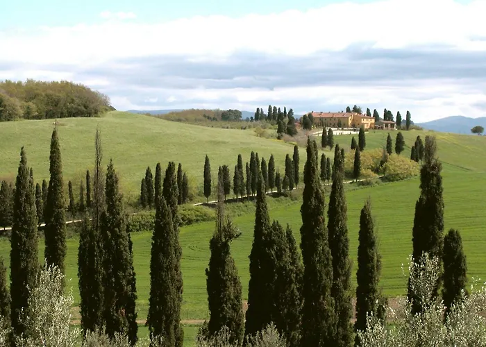 度假居 In With Shared Pool Guasticce